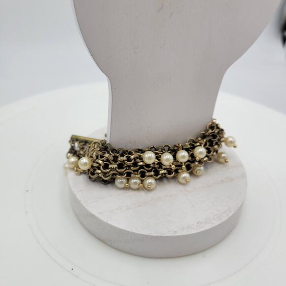 VTG Pinned Pearl Cuff Bracelet 8" Gold Tone White Beads Wide Toggle Closure - Picture 13 of 13